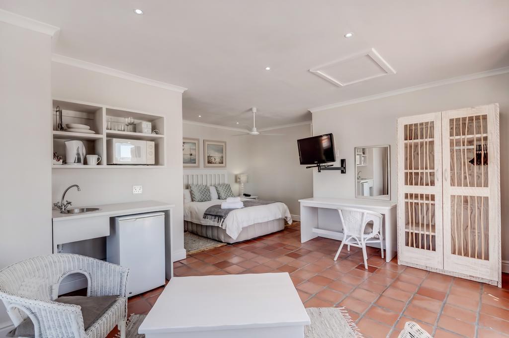 First Avenue Guesthouse Port Elizabeth Pokoj fotografie